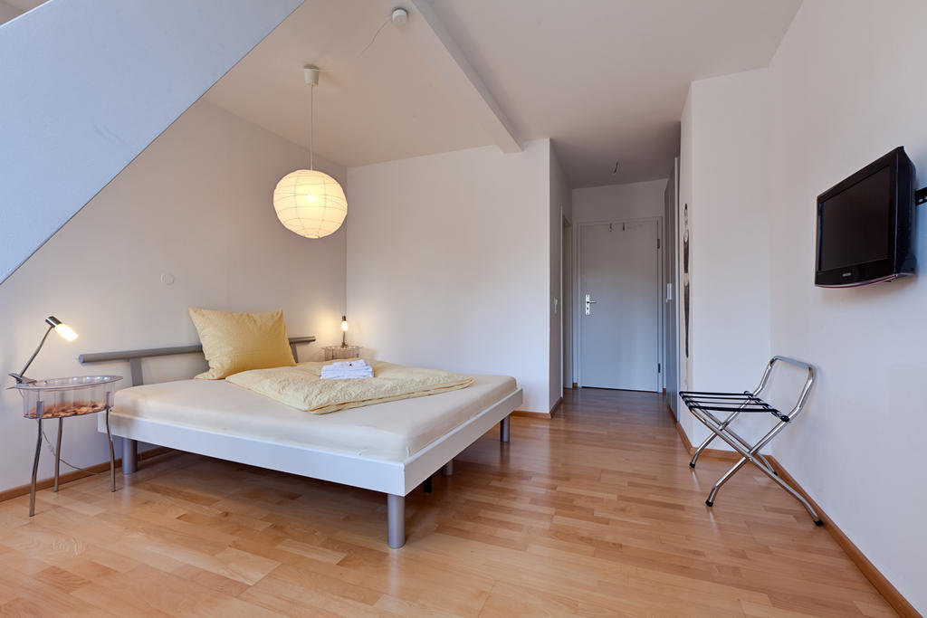 Pensionsieben Das andere Hotel Lörrach Zimmer foto